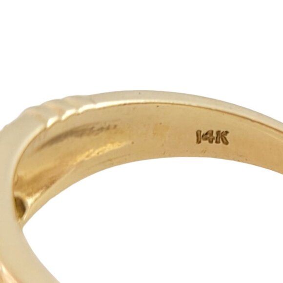 Vintage 14 Karat Yellow Gold and Diamond Ring Size 7 #14650 - Picture 4 of 5